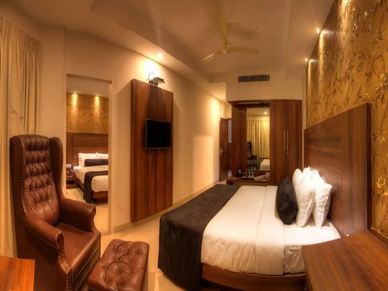 Fabhotel Dawn Mysore 3*,  India