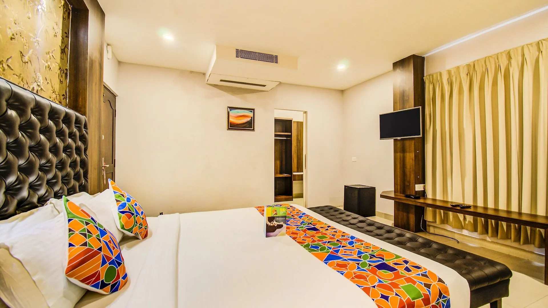 *** Hotel Fabhotel Dawn Mysore India